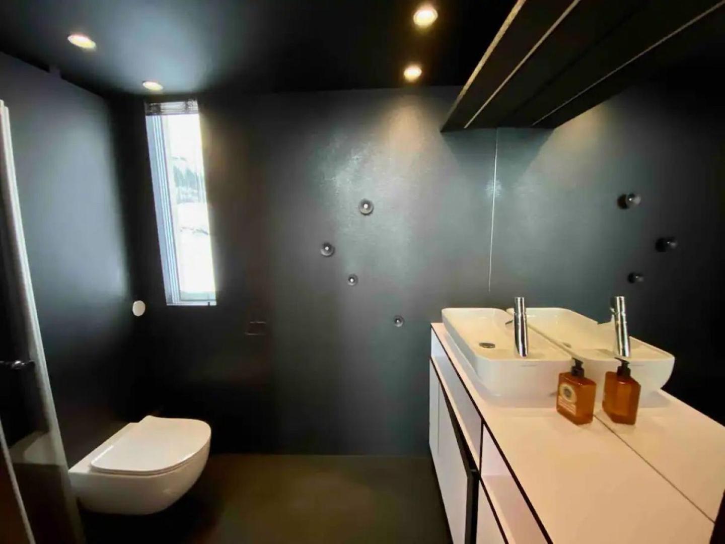 Oceanview Mini-House - Stunning Views Ramberg Exterior foto